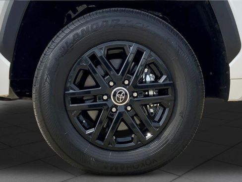 Used 2024 Toyota Tundra SR5 image 11