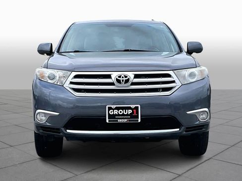 Used 2012 Toyota Highlander Limited image 3