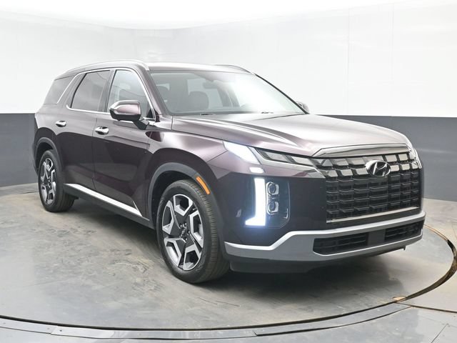 Used 2023 Hyundai Palisade Limited w/ Cargo Package AWD/4WD image 2