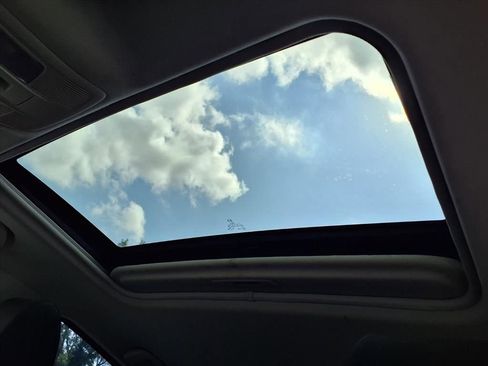 Used 2016 MAZDA MAZDA3 i Touring w/ Popular Equipment Package image 18