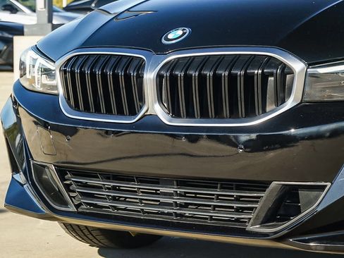 Used 2023 BMW 330e 330e w/ Driving Assistance Package image 9