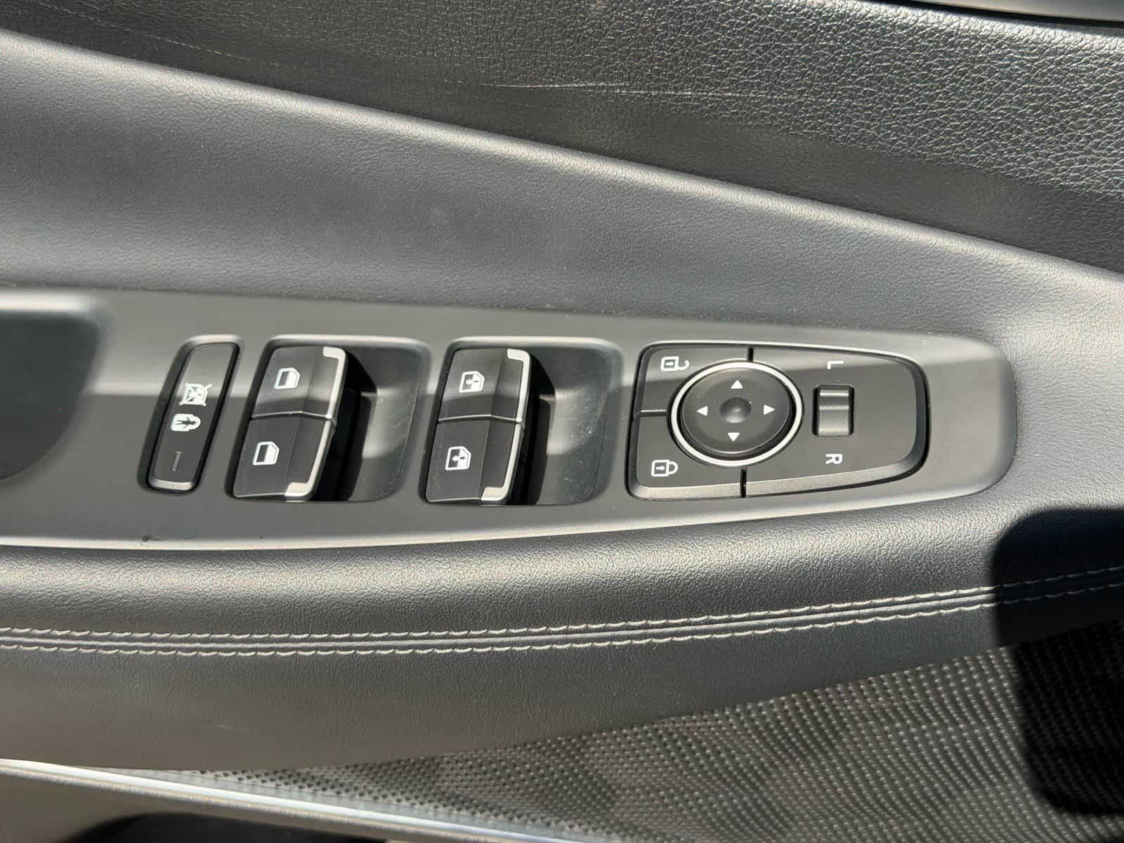 Used 2019 Hyundai Santa Fe AWD image 15