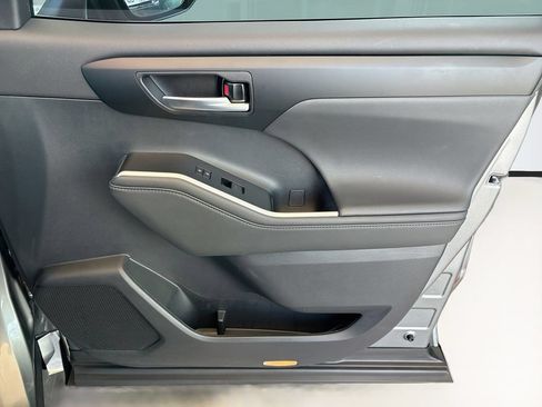 Certified 2026 Toyota Highlander XLE AWD/4WD image 26