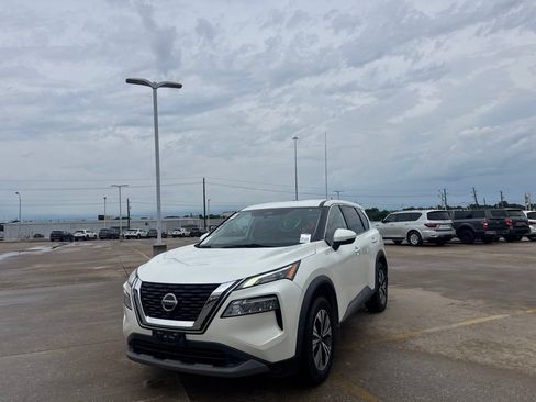 Used 2021 Nissan Rogue SV AWD/4WD image 7
