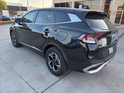 Certified 2025 Kia Sportage LX image 6