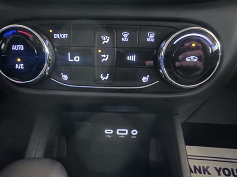 Used 2022 Chevrolet TrailBlazer LT w/ Convenience Package FWD image 39