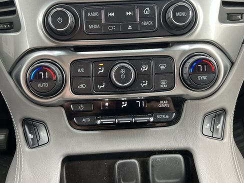 Used 2015 Chevrolet Tahoe LT image 30