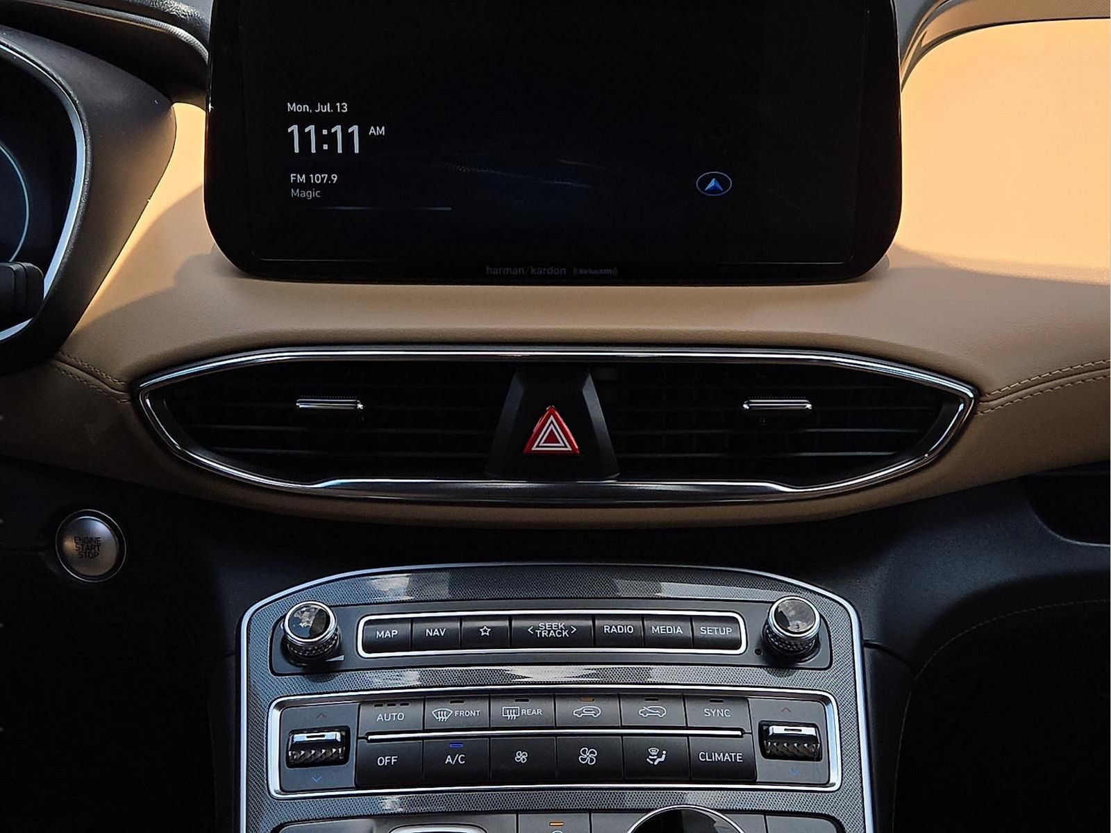 Used 2023 Hyundai Santa Fe Calligraphy FWD image 13