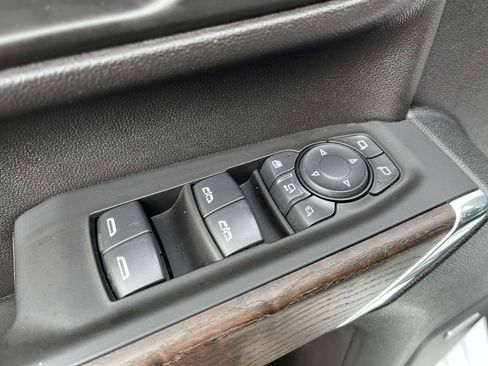 Used 2021 GMC Sierra 3500 Denali w/ Denali Ultimate Package image 18