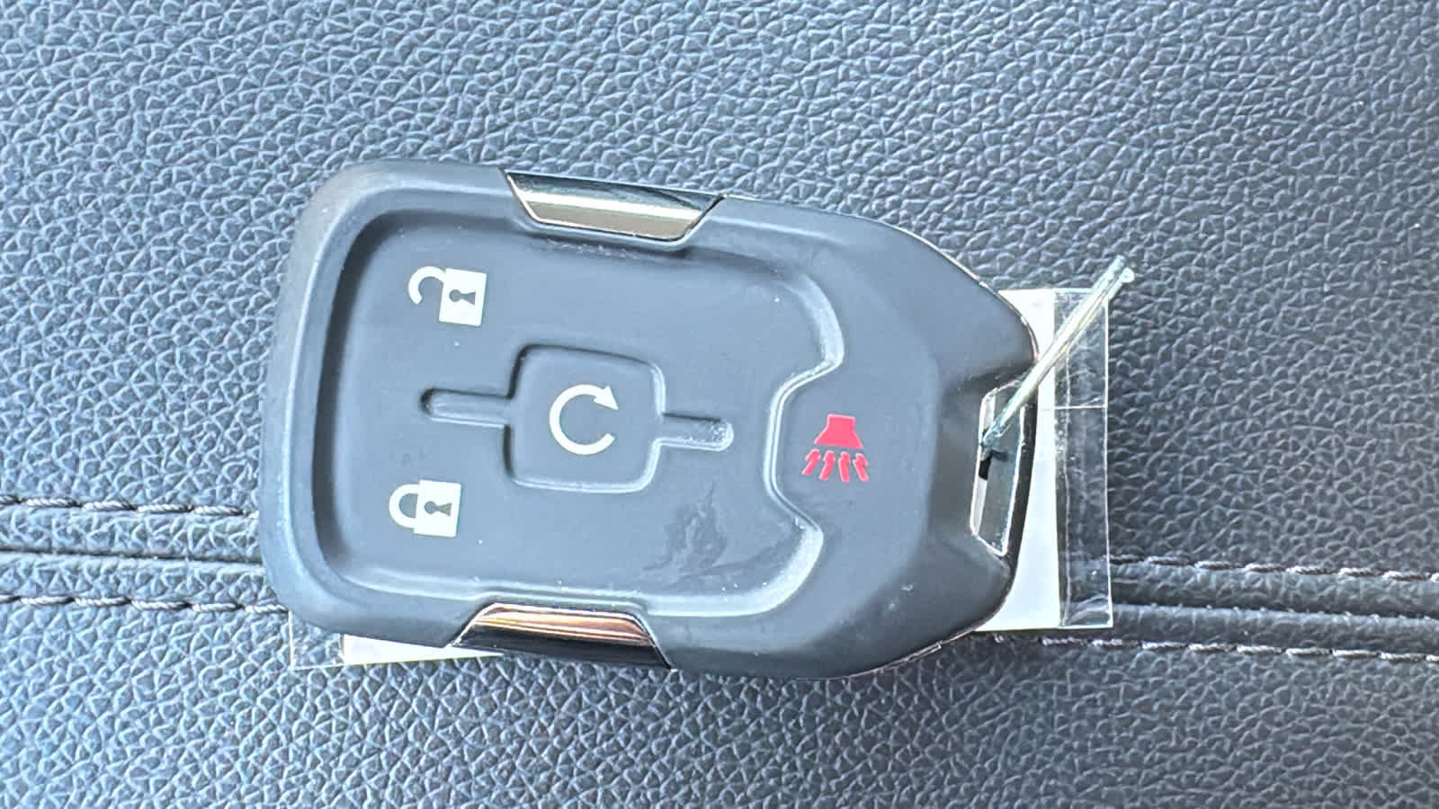 Used 2024 GMC Terrain SLE w/ Driver Convenience Package AWD/4WD image 23