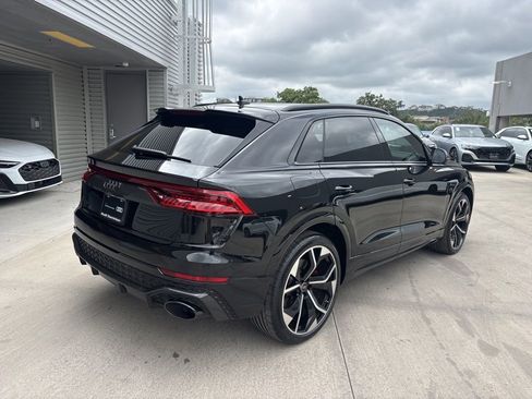 Used 2024 Audi RS Q8 AWD/4WD image 8