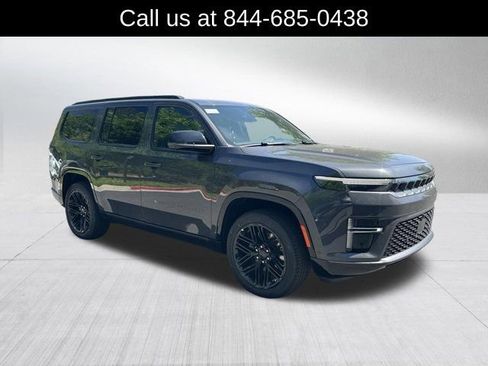 New 2026 Jeep Grand Wagoneer Limited AWD/4WD image 3