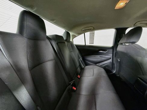 Used 2020 Toyota Corolla LE FWD image 32