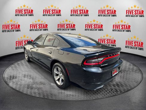 Used 2015 Dodge Charger SE w/ Sport Appearance Group RWD image 5