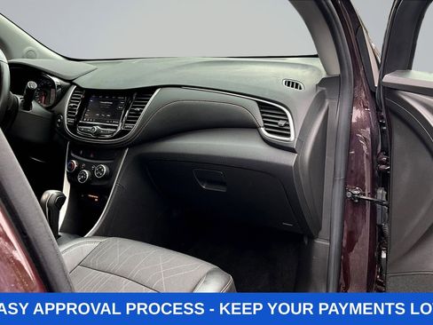 Used 2022 Chevrolet Trax LT w/ Driver Confidence Package AWD/4WD image 29