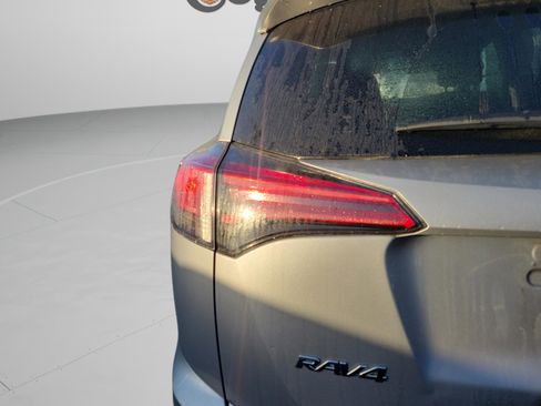 Used 2018 Toyota RAV4 XLE w/ Plus Extra Value Package image 23