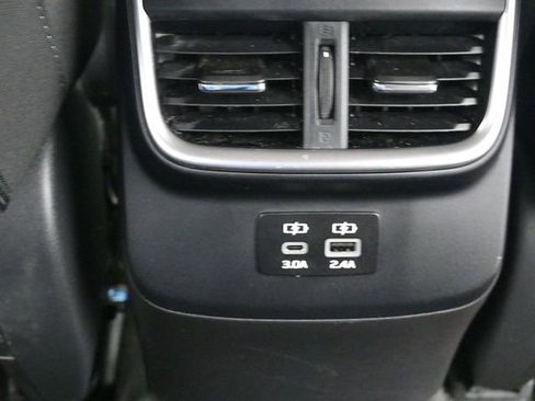 Used 2023 Subaru Outback Premium AWD/4WD image 20