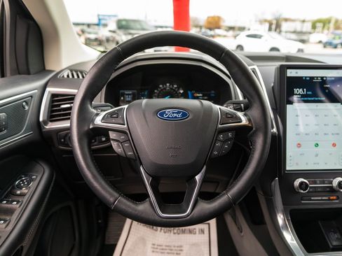 Used 2024 Ford Edge Titanium AWD/4WD image 18