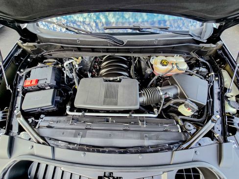 Used 2023 Chevrolet Tahoe LT w/ LT Signature Package image 52