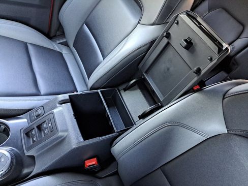 Used 2023 Ford Bronco Black Diamond image 31