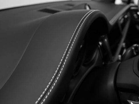 New 2026 Porsche Macan S image 35