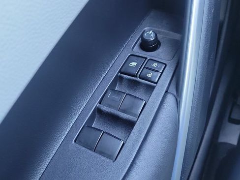 Certified 2024 Toyota Corolla Cross L FWD image 18