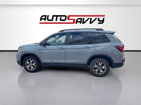 Used 2023 Honda Passport TrailSport image 4