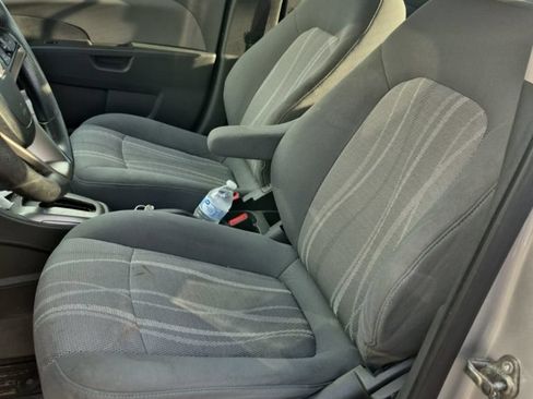 Used 2016 Chevrolet Sonic LT FWD image 7