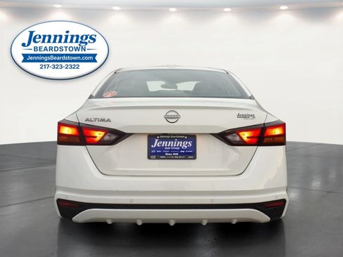 Used 2025 Nissan Altima 2.5 SV FWD image 26