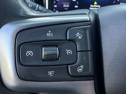 Used 2024 Chevrolet Silverado 1500 LT RWD image 7