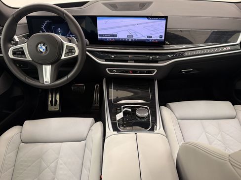 Used 2024 BMW X5 xDrive40i w/ M Sport Package AWD/4WD image 15