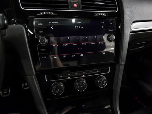 Used 2019 Volkswagen GTI SE FWD image 25