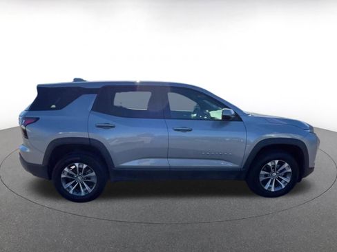 Used 2025 Chevrolet Equinox LT image 16