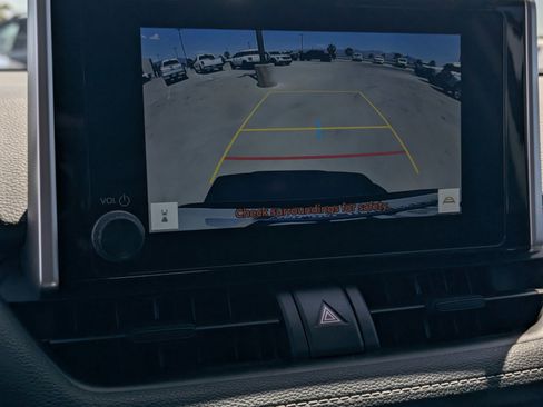 Used 2024 Toyota RAV4 XLE w/ Convenience Package FWD image 11
