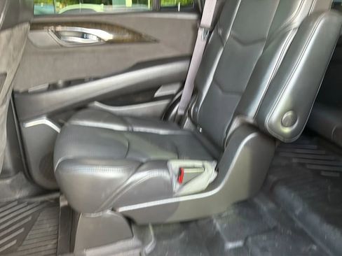 Used 2017 Cadillac Escalade Platinum AWD/4WD image 66