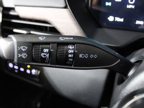 New 2026 GMC Acadia Denali w/ Super Cruise Package AWD/4WD image 38