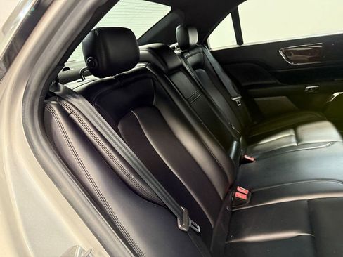 Used 2019 Lincoln Continental Premiere image 66