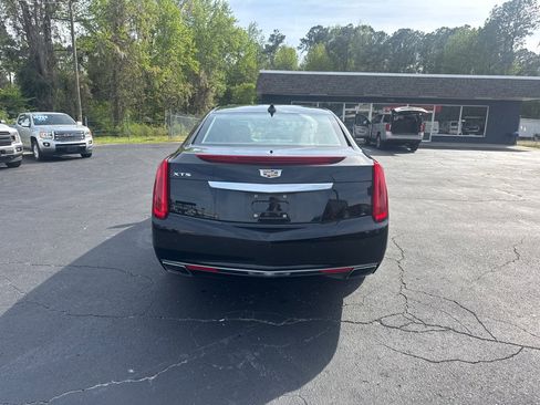 Used 2017 Cadillac XTS Luxury image 4