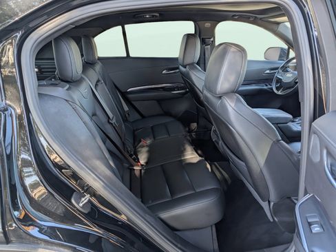 Used 2023 Cadillac XT4 Luxury w/ Cold Weather Package image 19