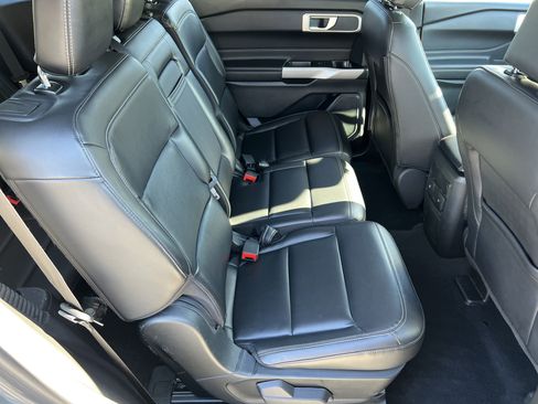 Used 2023 Ford Explorer XLT w/ Equipment Group 202A image 30
