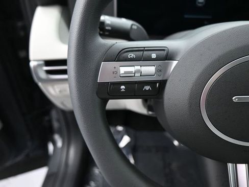 New 2026 Hyundai Tucson SEL FWD image 17