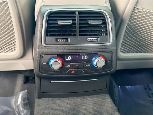 Used 2018 Audi S7 Prestige image 19