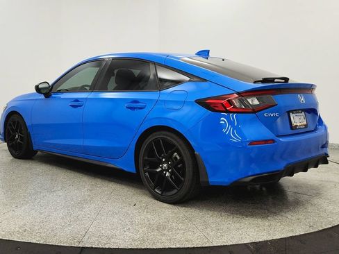 Used 2022 Honda Civic Sport image 3