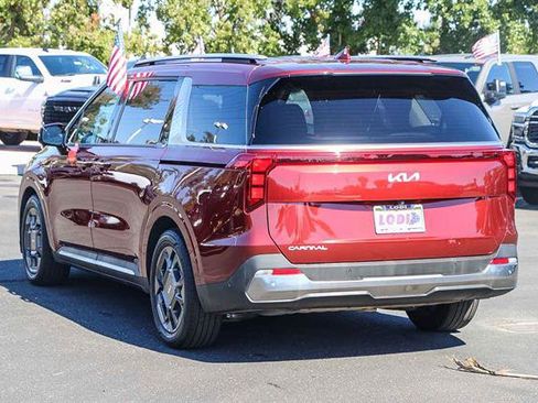 Used 2025 Kia Carnival SX image 2