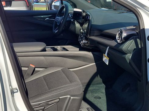 New 2026 Chevrolet Blazer EV LT image 15