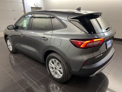New 2026 Ford Escape Active w/ Cold Weather Package
