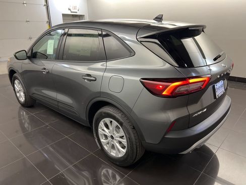 New 2026 Ford Escape Active w/ Cold Weather Package AWD/4WD image 4