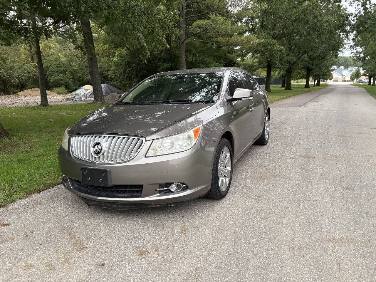 Used 2011 Buick LaCrosse CXL AWD/4WD image 3