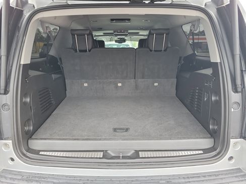 Used 2019 GMC Yukon XL SLT w/ Open Road Package image 14