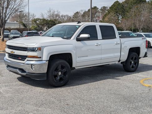 Used 2017 Chevrolet Silverado 1500 LT w/ All Star Edition image 8